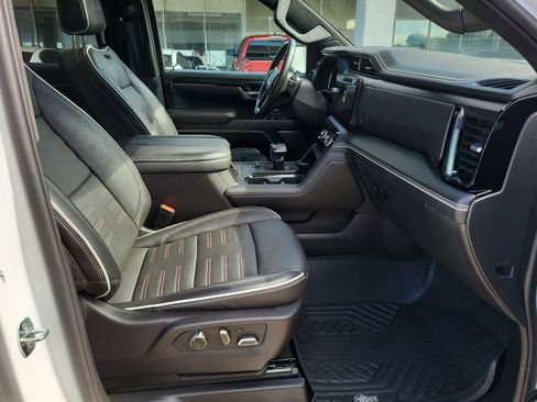 Used 2023 GMC Sierra 1500 AT4X w/ AT4X AEV Edition AWD/4WD image 28