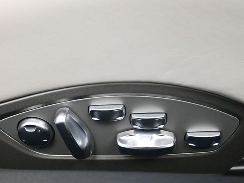 Certified 2025 Porsche 718 Boxster GTS RWD image 12