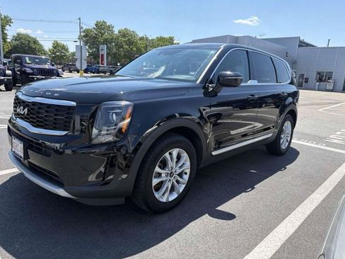 Used 2022 Kia Telluride LX AWD/4WD image 1