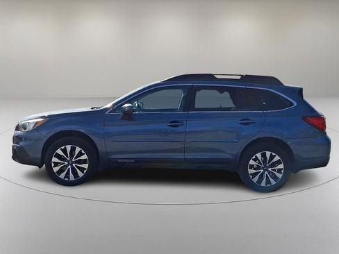 Used 2017 Subaru Outback 2.5i Limited image 6