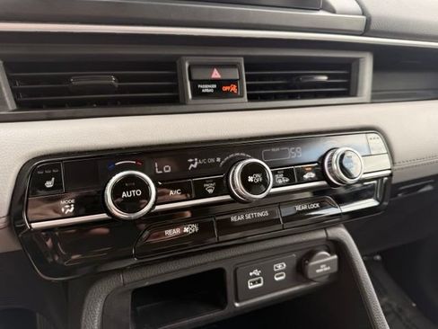 Used 2024 Honda Pilot EX-L image 28