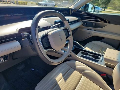 Certified 2024 Lincoln Nautilus Reserve w/ Equipment Group 202A image 21