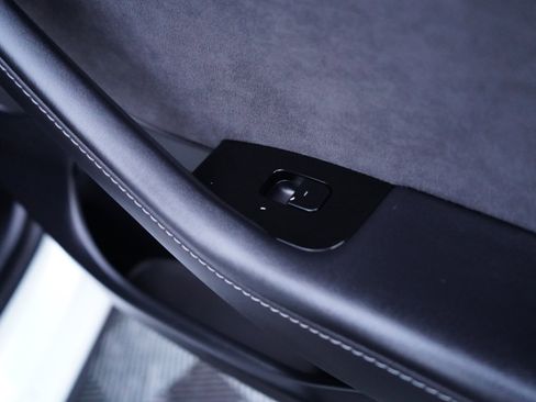 Used 2020 Tesla Model Y Performance image 79