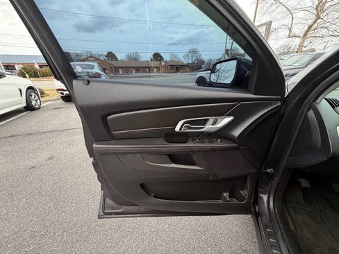 Used 2014 GMC Terrain SLE image 22