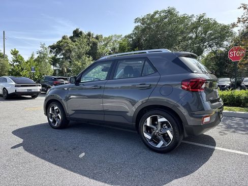 Used 2023 Hyundai Venue SEL w/ Cargo Package FWD image 26