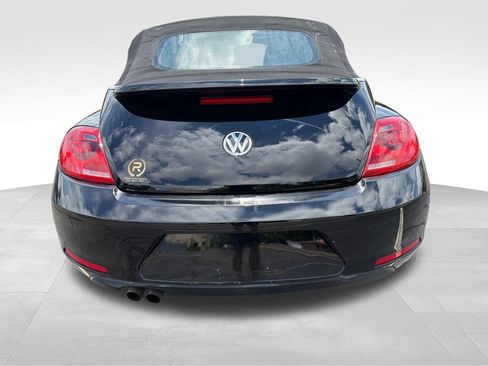 Used 2013 Volkswagen Beetle 2.5 FWD image 4