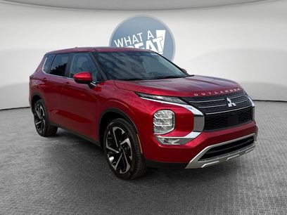 Used 2024 Mitsubishi Outlander SE