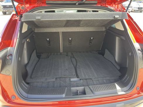 Used 2024 Chevrolet Trax ACTIV w/ Sunroof Package FWD image 23