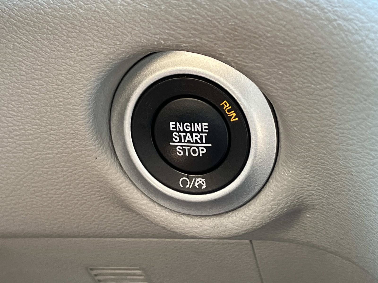 Used 2023 Chrysler Voyager LX FWD image 34