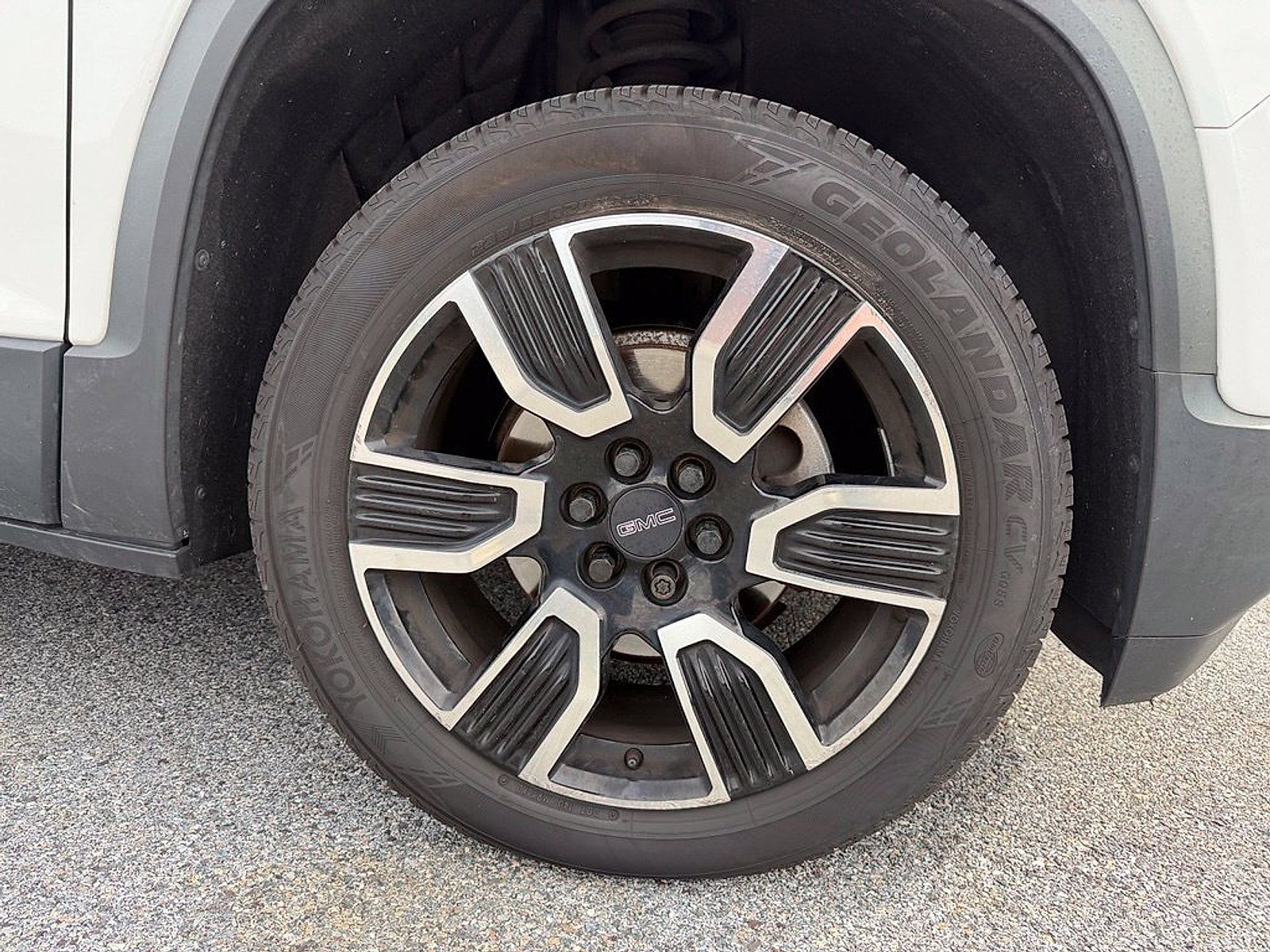 Used 2019 GMC Acadia SLT w/ Black Edition AWD/4WD image 22