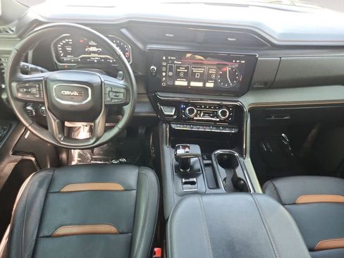 Used 2023 GMC Sierra 1500 AT4 w/ Technology Package image 10
