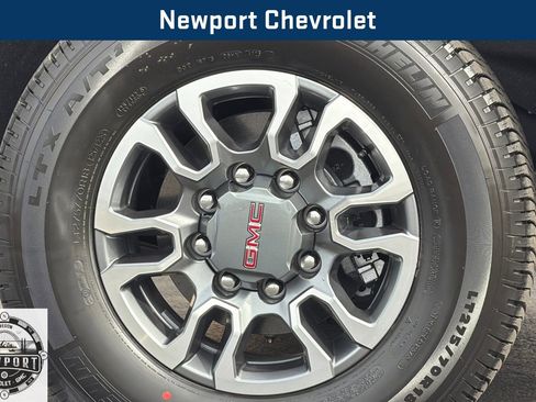 New 2026 GMC Sierra 2500 SLE image 26