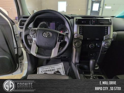 Used 2022 Toyota 4Runner SR5 AWD/4WD image 14