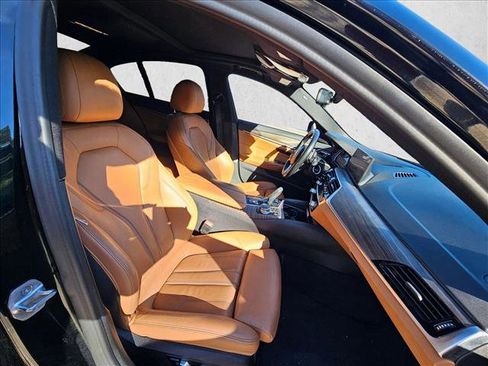 Used 2019 BMW 530i w/ Convenience Package image 16