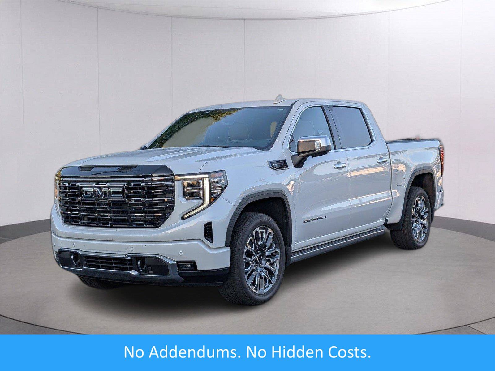 Used 2025 GMC Sierra 1500 Denali Ultimate AWD/4WD image 1