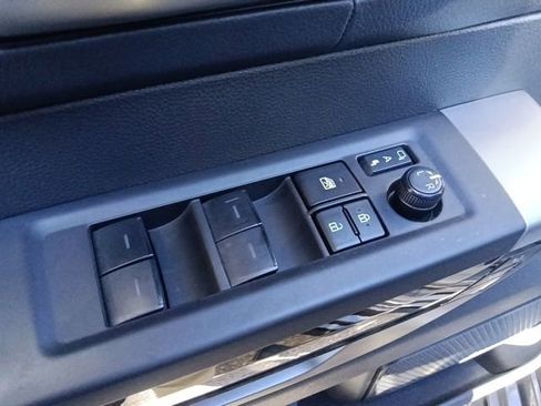 Used 2025 Toyota Tundra Limited image 12