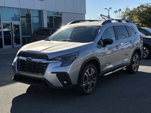 New 2026 Subaru Ascent Limited image 3