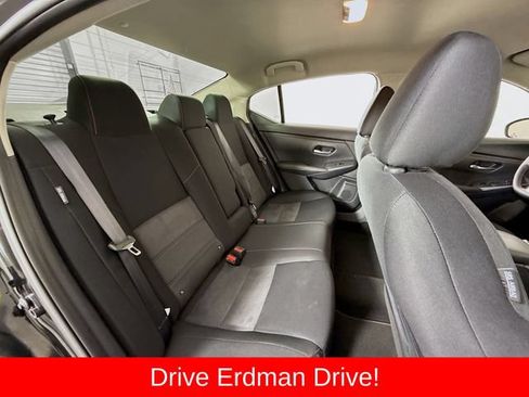 Used 2025 Nissan Sentra SR w/ Midnight Edition FWD image 27