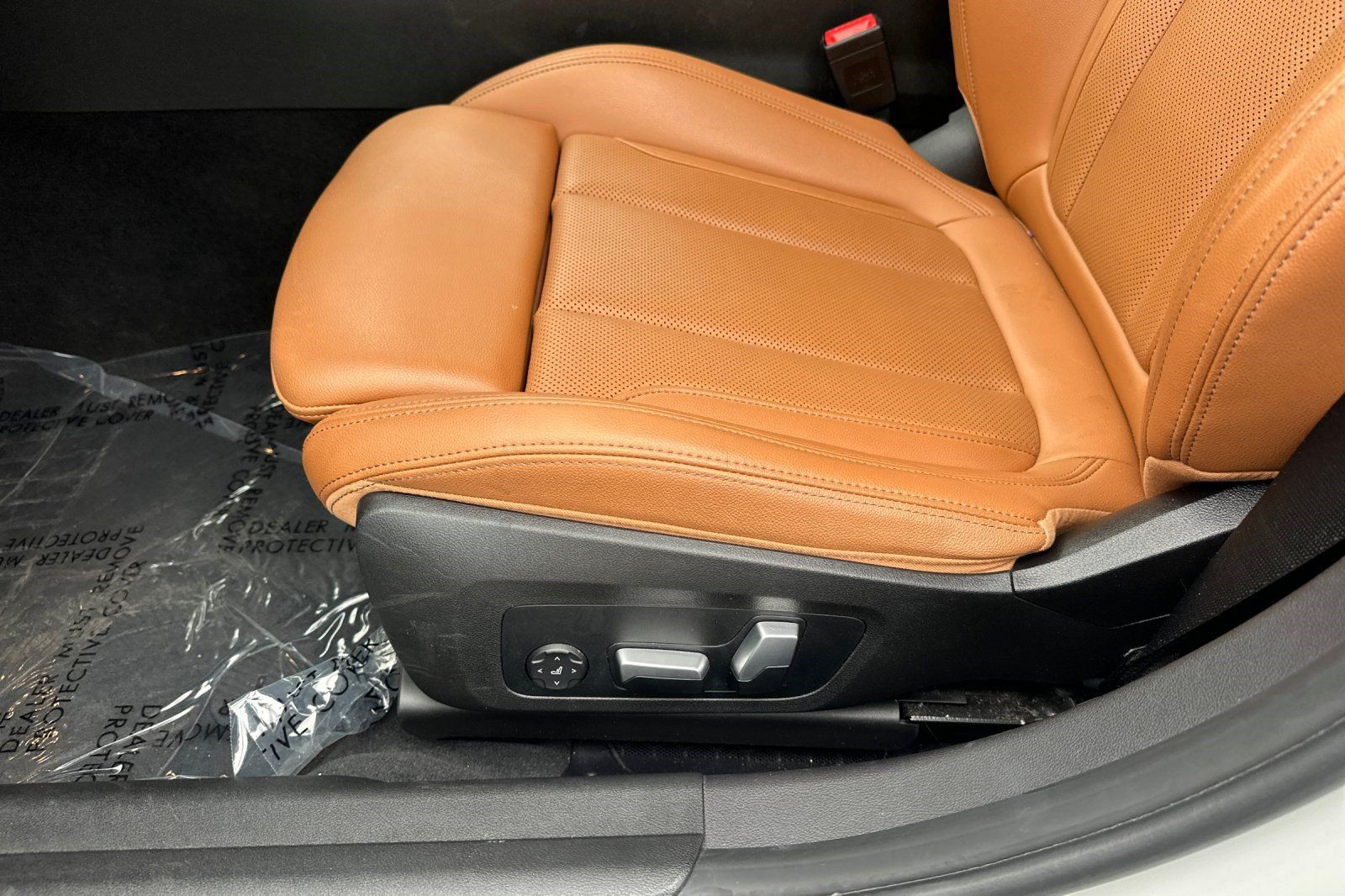 Certified 2023 BMW 330i Sedan w/ Premium Package RWD image 14