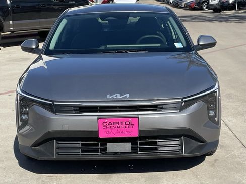 Used 2025 Kia K4 LXS image 6