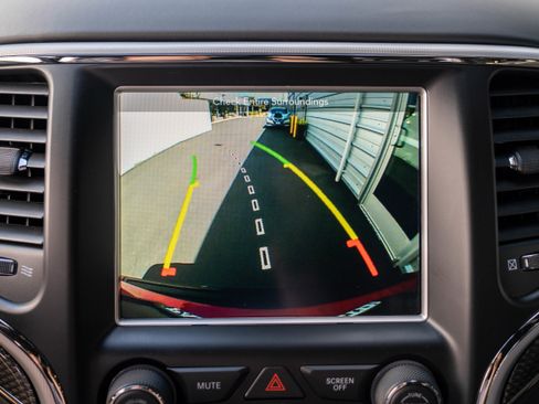 Used 2018 Jeep Grand Cherokee Trackhawk image 23