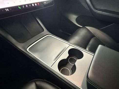 Used 2023 Tesla Model Y Long Range image 24