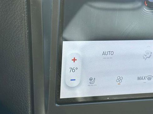 Used 2024 Ford Edge SEL w/ Convenience Package image 20