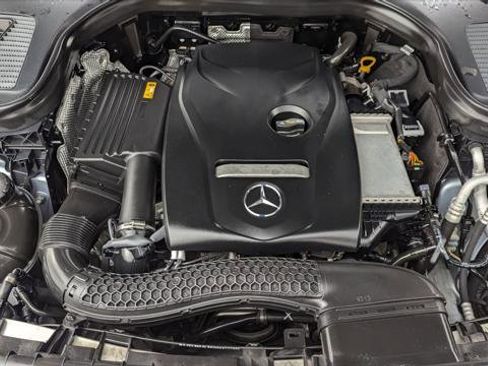 Used 2018 Mercedes-Benz GLC 300 image 31