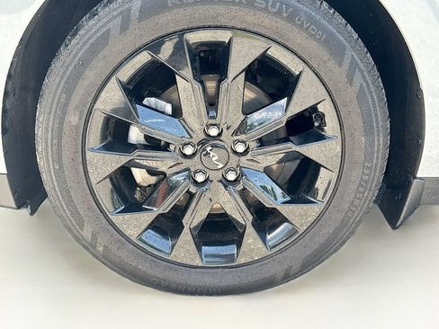 Certified 2024 Kia Carnival SX Prestige FWD image 38