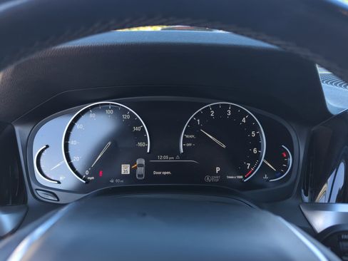 Used 2020 BMW 330i Sedan w/ Driving Assistance Package image 10