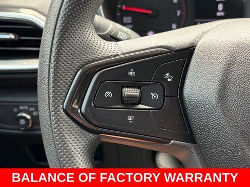 Used 2023 Chevrolet TrailBlazer LT FWD image 19