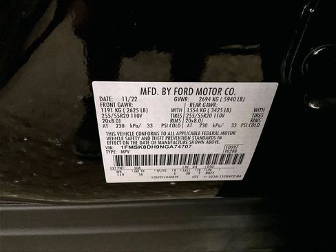 Used 2022 Ford Explorer XLT w/ Equipment Group 202A AWD/4WD image 34