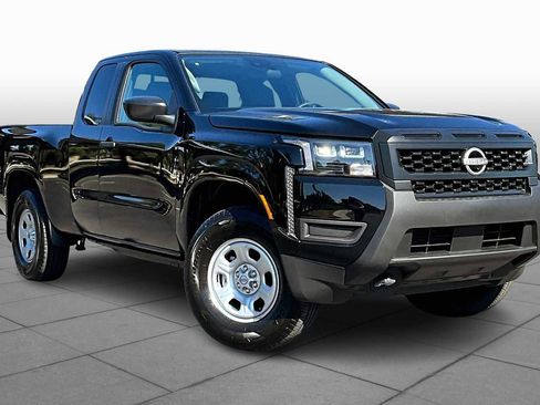 New 2026 Nissan Frontier S image 2