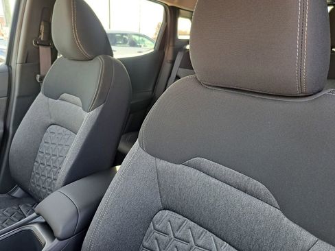 Used 2026 Nissan Kicks SV image 16