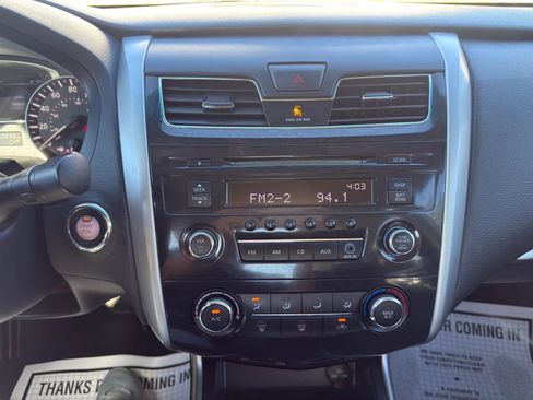 Used 2015 Nissan Altima 2.5 S w/ Sport Value Package FWD image 23