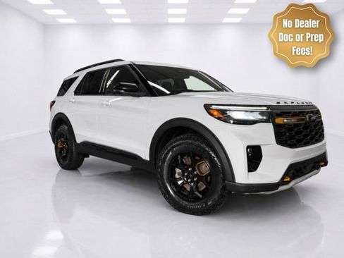 Used 2026 Ford Explorer Tremor w/ Tremor Ultimate Package AWD/4WD image 2