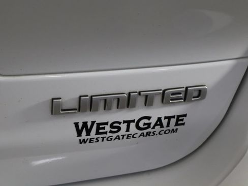 Used 2025 Jeep Grand Cherokee L Limited AWD/4WD image 52