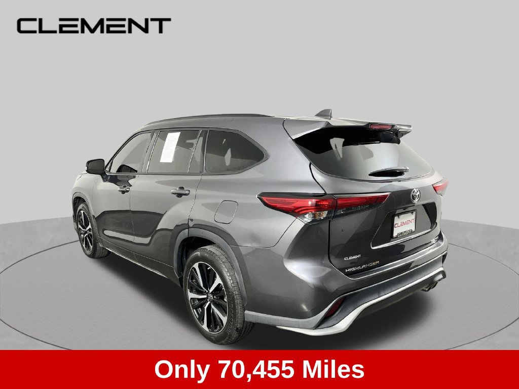 Used 2021 Toyota Highlander XSE AWD/4WD image 8