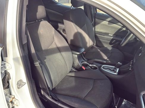 Used 2014 Dodge Avenger SE w/ Blacktop Package FWD image 22