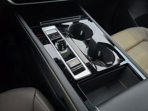 New 2026 Volkswagen Atlas SEL image 30