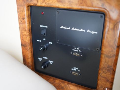 Used 2013 Mercedes-Benz Sprinter 2500 image 34