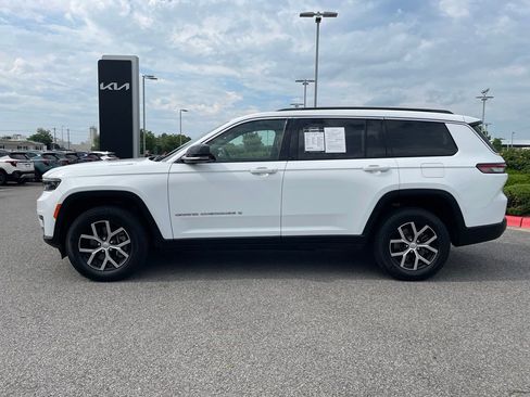 Used 2024 Jeep Grand Cherokee L Limited AWD/4WD image 4