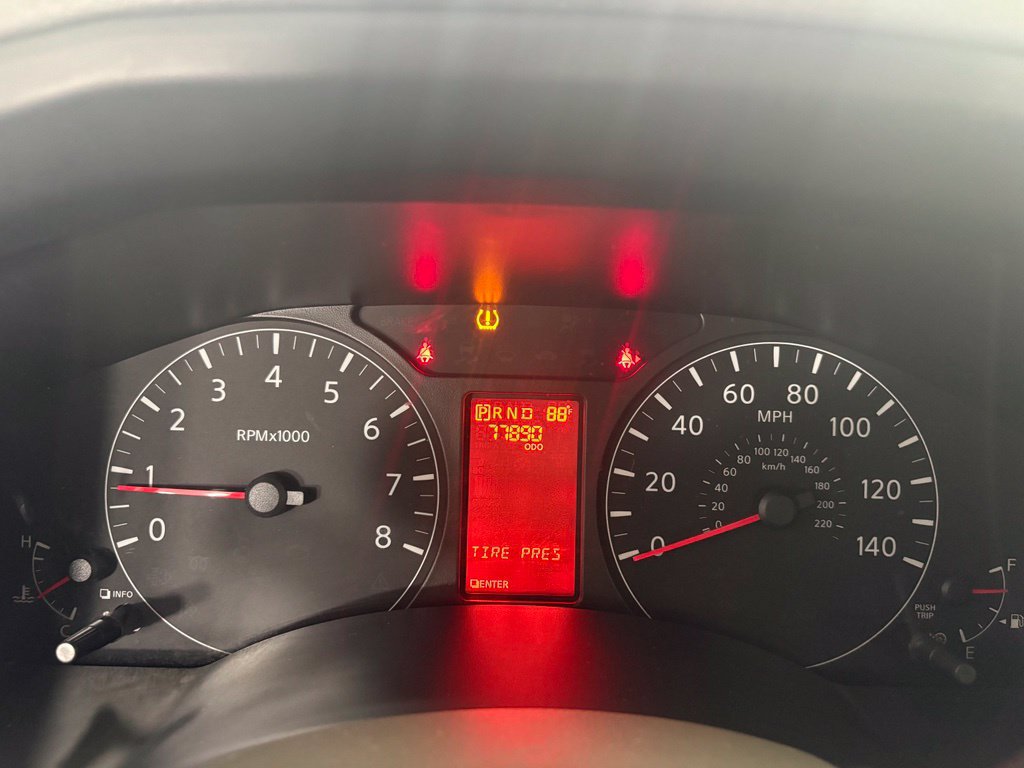 Used 2018 Nissan NV 3500 SL RWD image 25