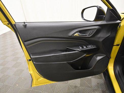Used 2025 Chevrolet Trax ACTIV image 13