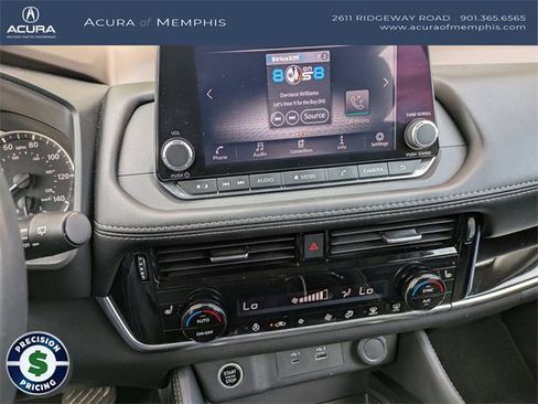 Used 2023 Nissan Rogue SL image 19