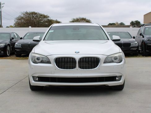 Used 2012 BMW 750Li xDrive image 2