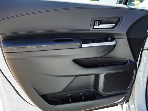 New 2026 Toyota Sienna XLE Woodland Edition AWD/4WD image 23