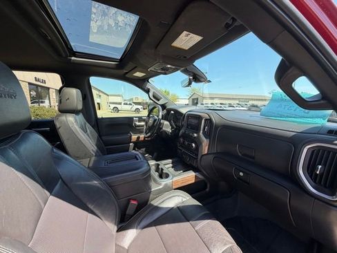 Used 2020 Chevrolet Silverado 1500 High Country w/ Technology Package AWD/4WD image 10