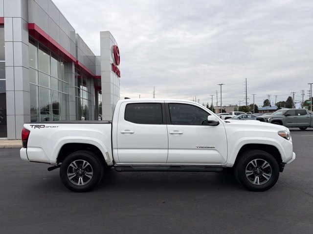 Used 2019 Toyota Tacoma TRD Sport RWD image 8
