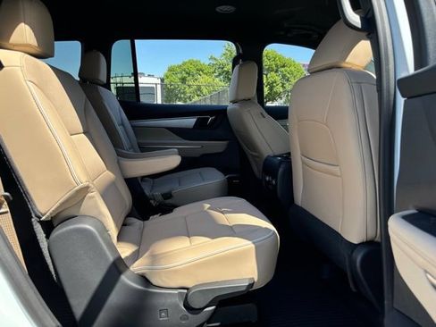 New 2026 Buick Enclave Preferred w/ Power Package FWD image 36